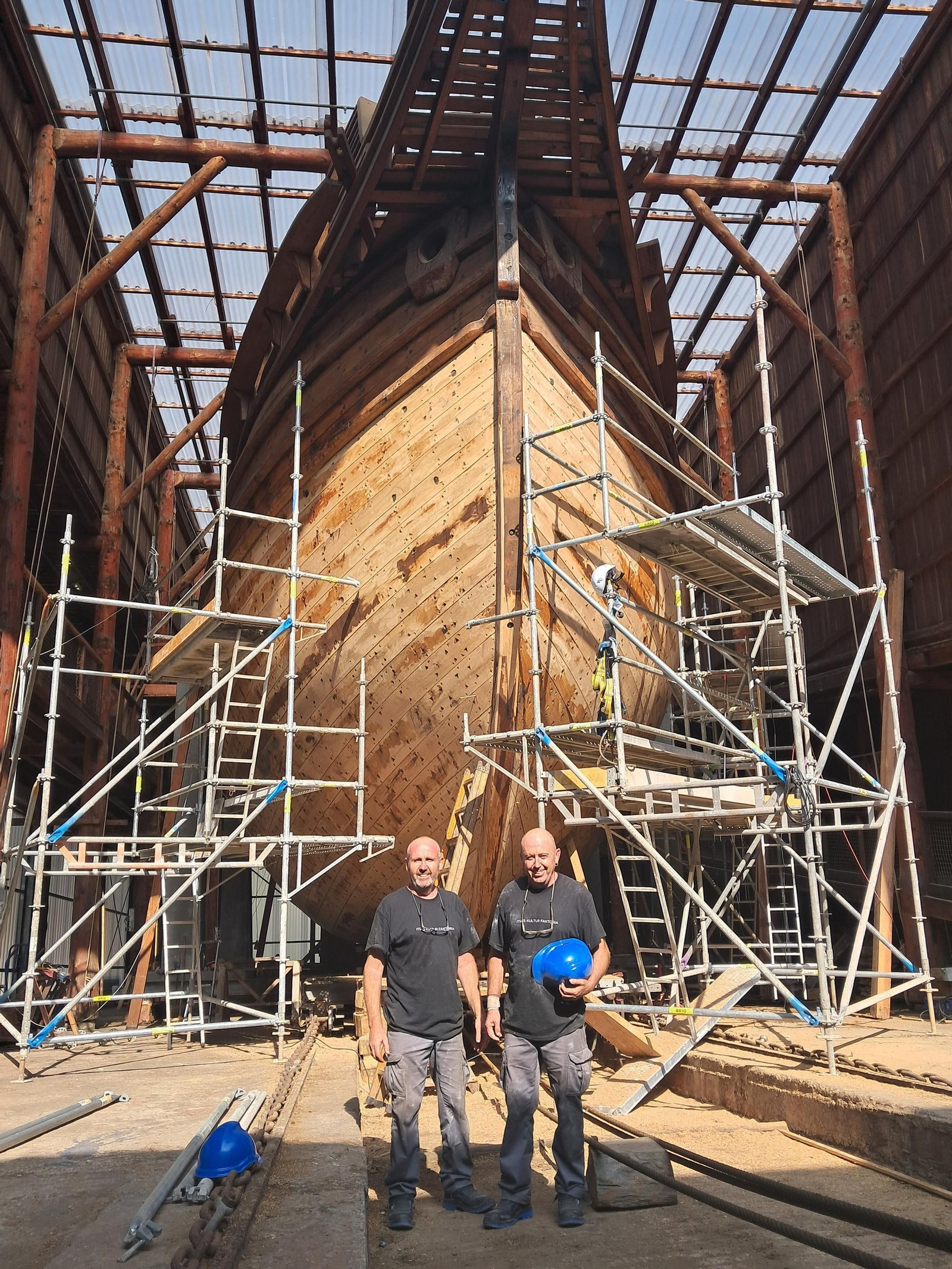 Los hermanos carpinteros Antonio y Pedro Muñoz