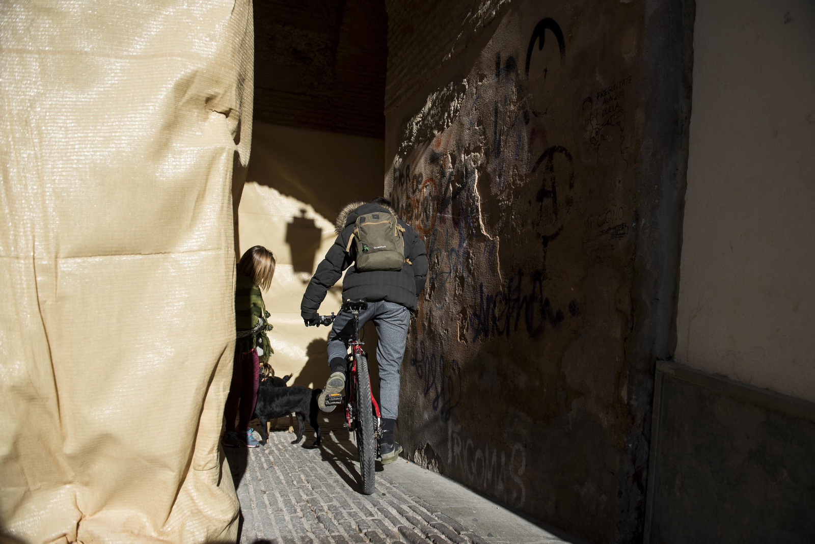 Las  imágenes de la limpieza de pintadas