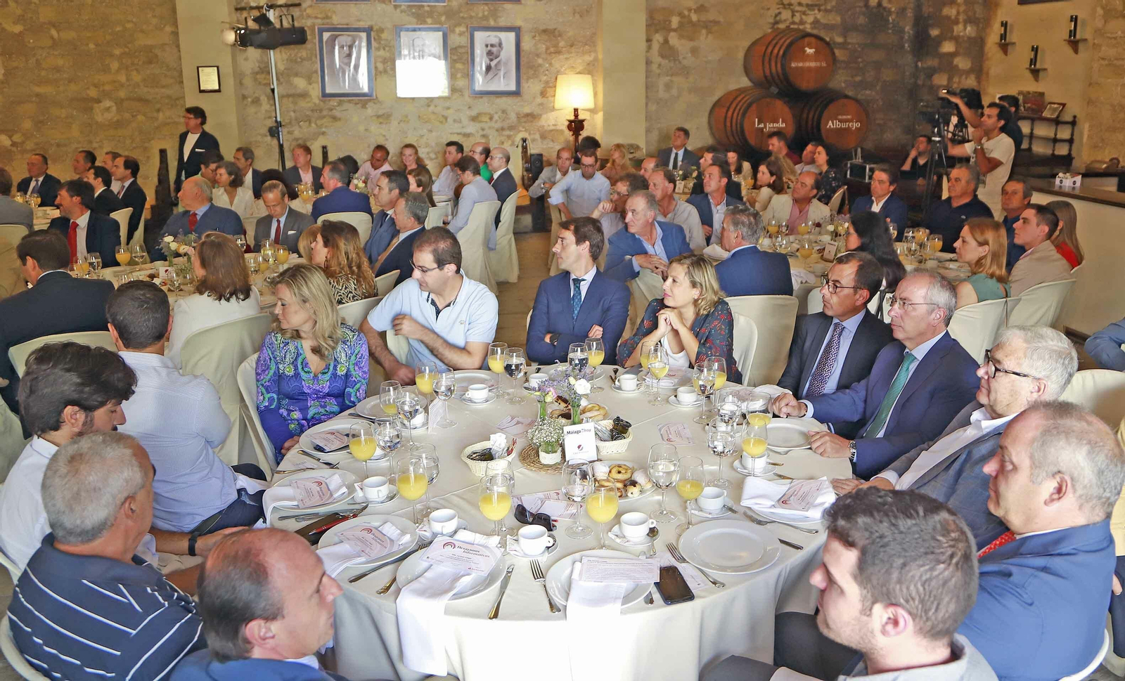 La consejera de agricultura y pesca Carmen Crespo en los desayunos del Banco de Santander y Grupo Joly