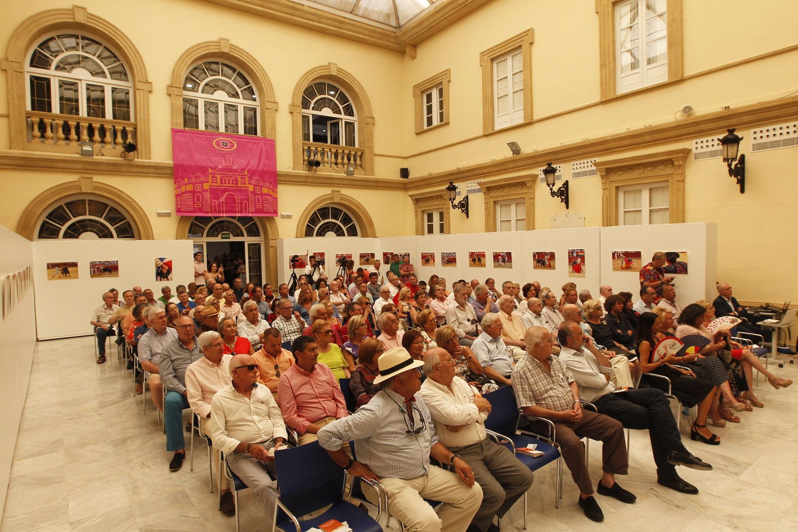 Fotogalería Pregón del Toro de Lidia. Feria de Almería 2019