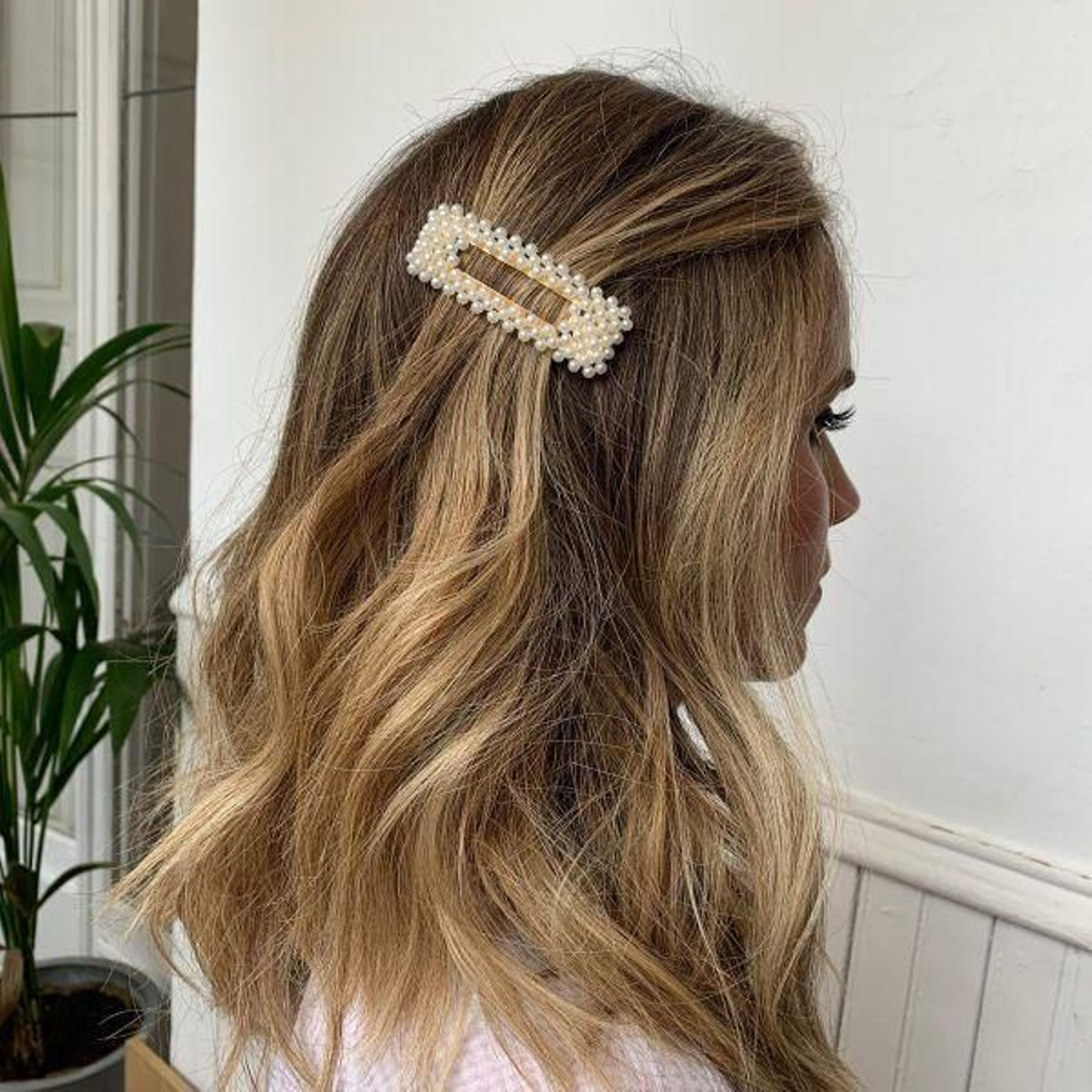 Peinado con pasadores.