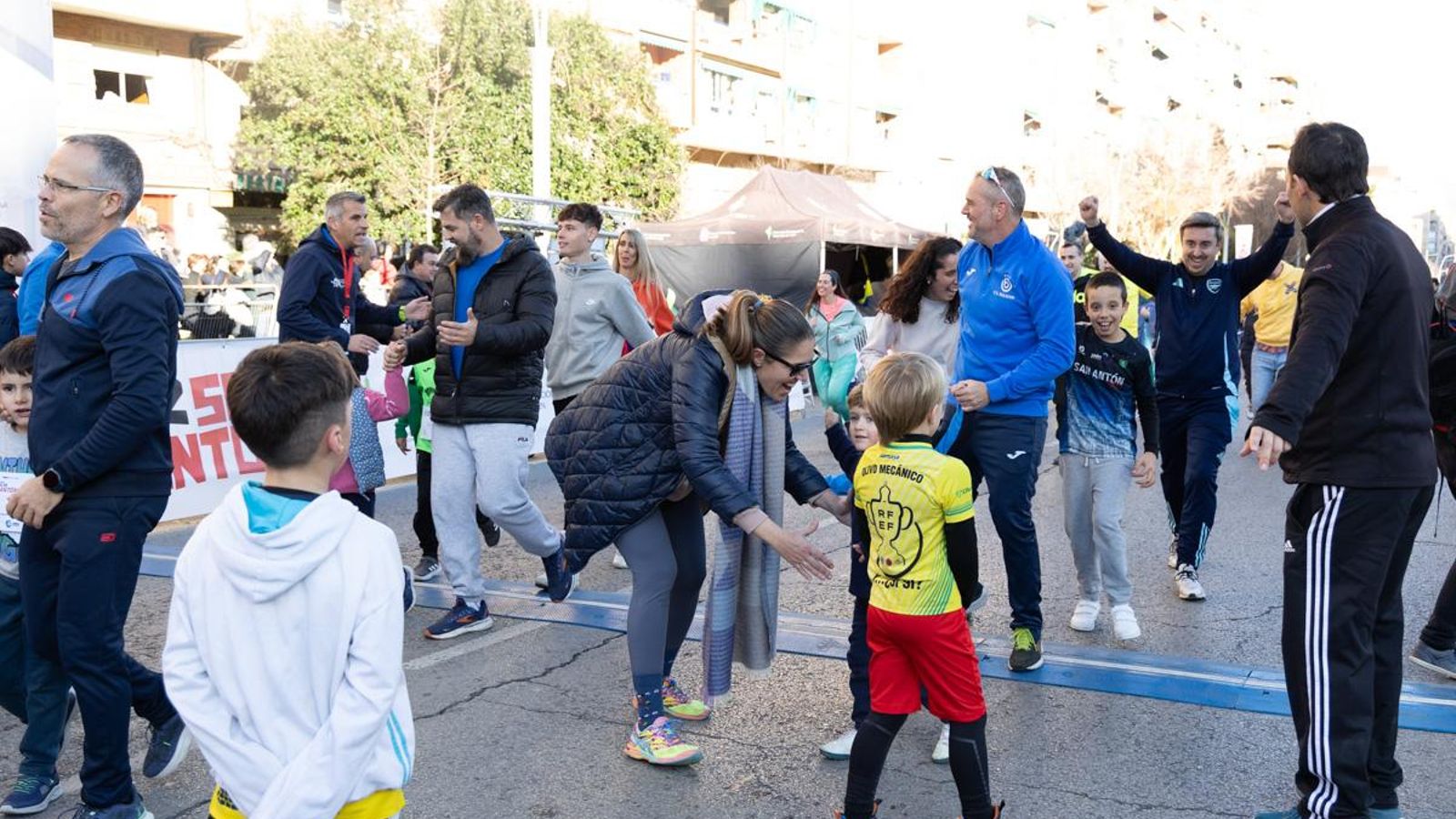 En imágenes: Los niños y niñas de los colegios de Jaén, protagonistas de la San Antón Escolar