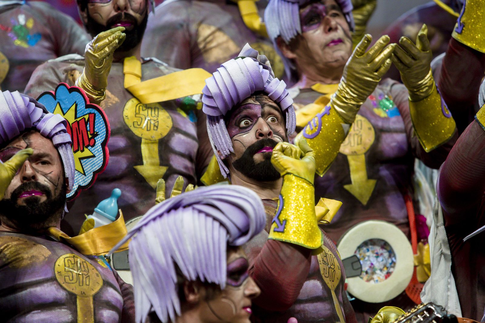 Coro Los superhombres