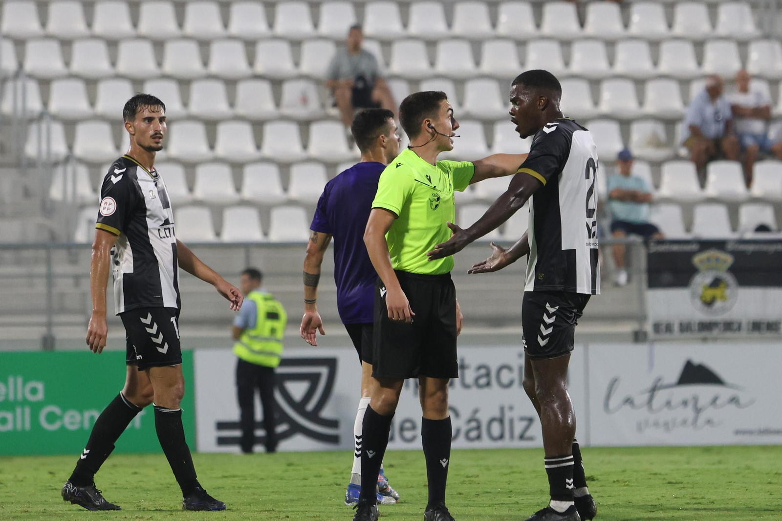 Las. fotos del partido amistoso Balona-UD Torre del Mar
