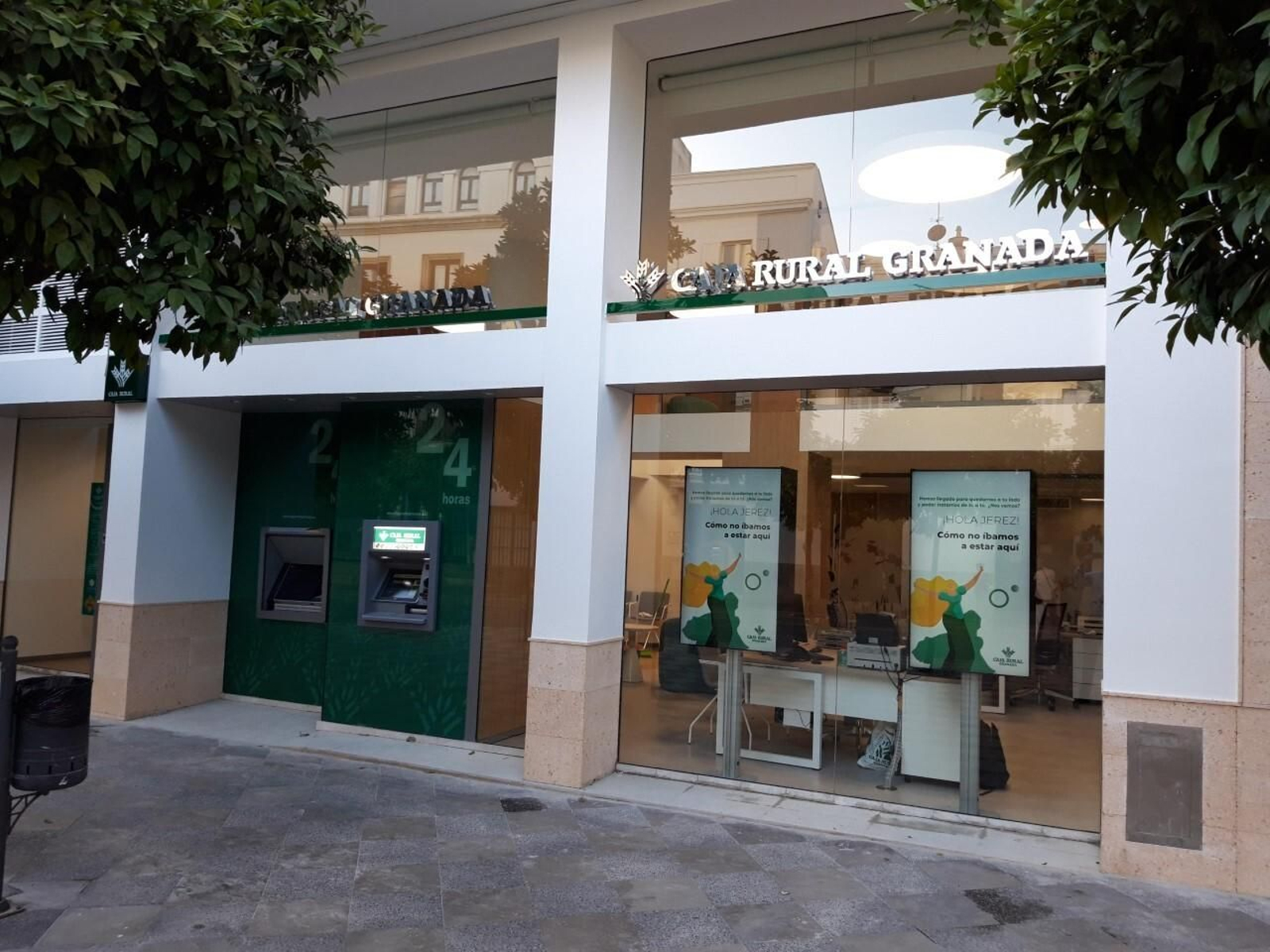Fachada de la nueva sucursal de Jerez.