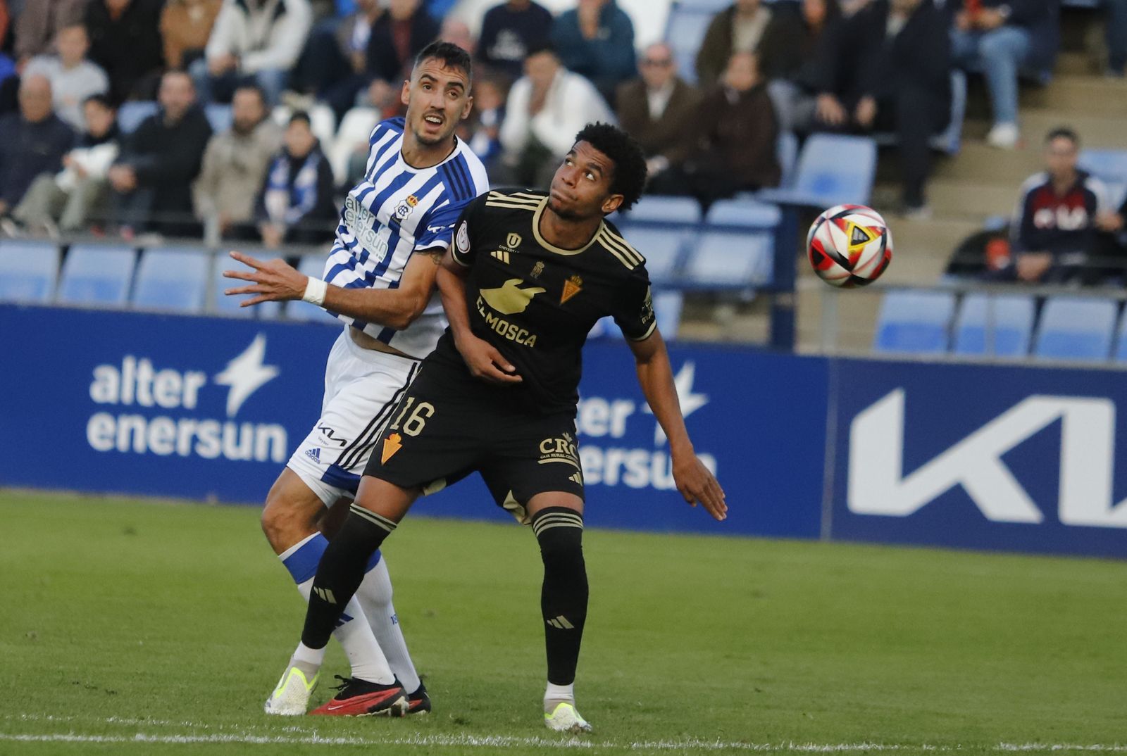 Imágenes del encuentro entre el Recreativo de Huelva y el Real Murcia