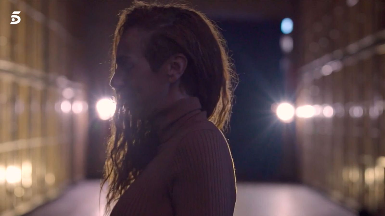 Rocío Carrasco, ante los contenedores con las pertenencias de su madre.