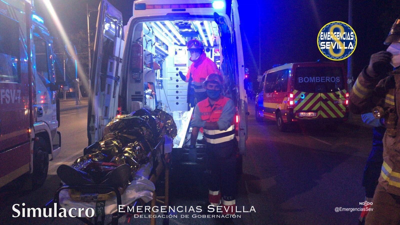 Las imágenes del simulacro de incendios de los Bomberos en el Metro de Sevilla
