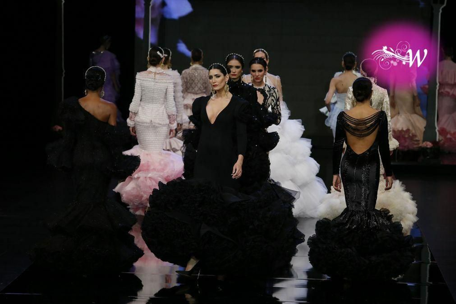 F de Frank presenta su colección de flamenca en SIMOF 2020, todas las fotos del desfile