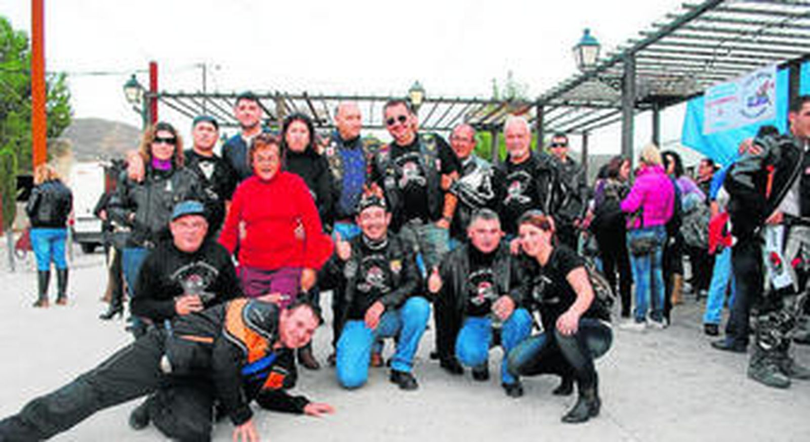 Motos a ritmo de rock en un encuentro en Cantoria