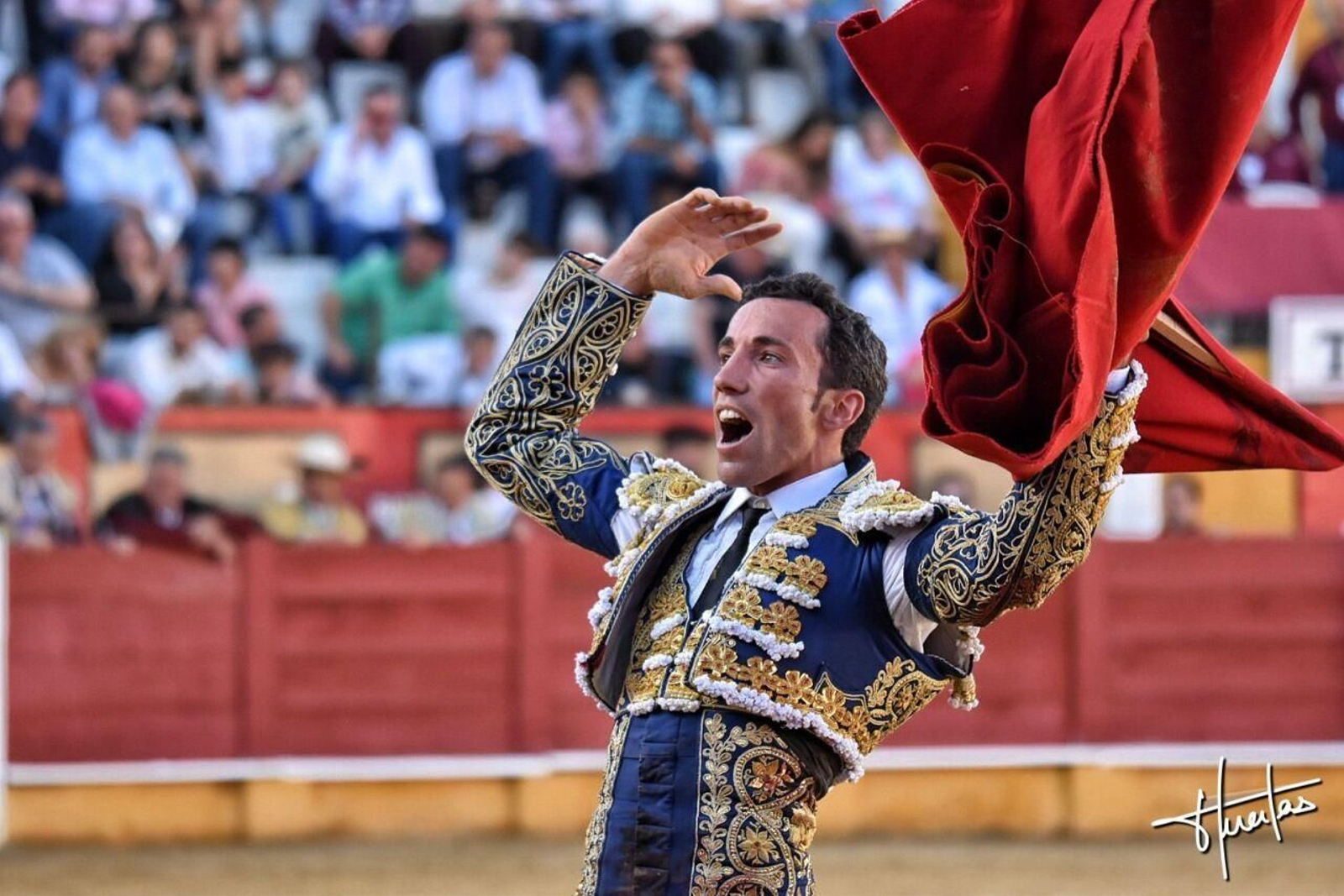 Miranda se ratifica ante una excelente corrida de José Luis Pereda en Cabra