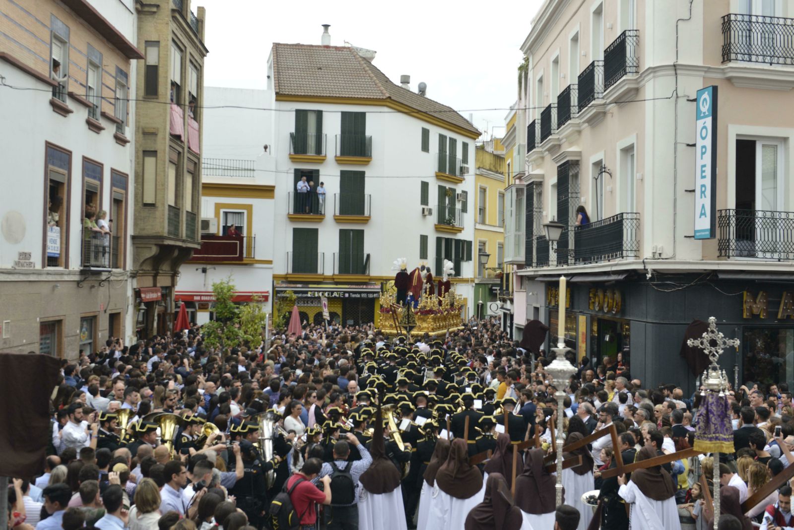 Las imágenes del Carmen Doloroso
