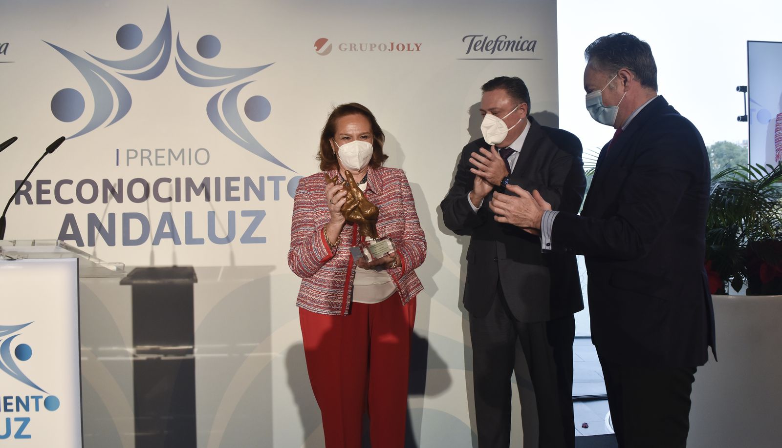I Premio Reconocimiento Andaluz a Dña. Concha Yoldi, Presidenta de la Fundación Persán