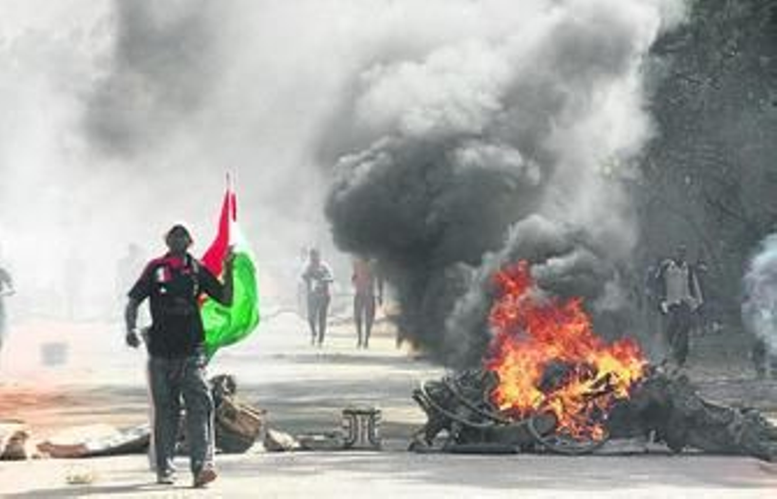 Tras la dimisión del presidente de Burkina Faso, el teniente coronel Issaac Zida ha asumido el poder.