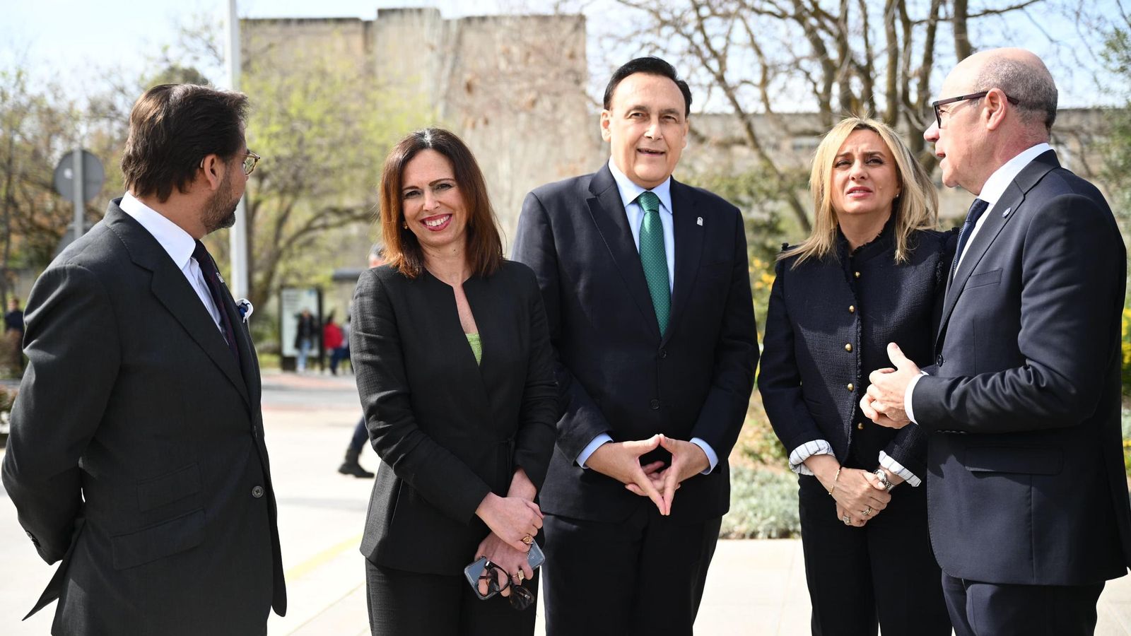 La visita de Doña Letizia a la Universidad de Granada, en imágenes
