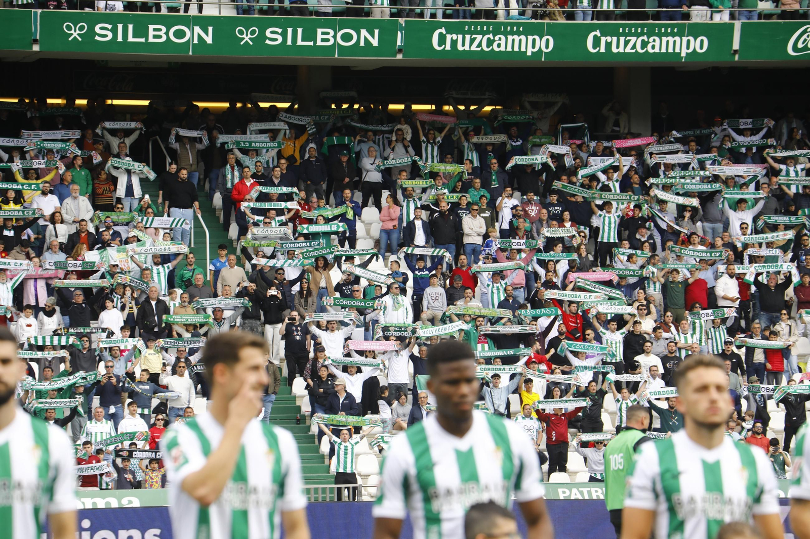 Las mejores fotos del imponente ambiente en El Arcángel para el Córdoba CF - Real Oviedo