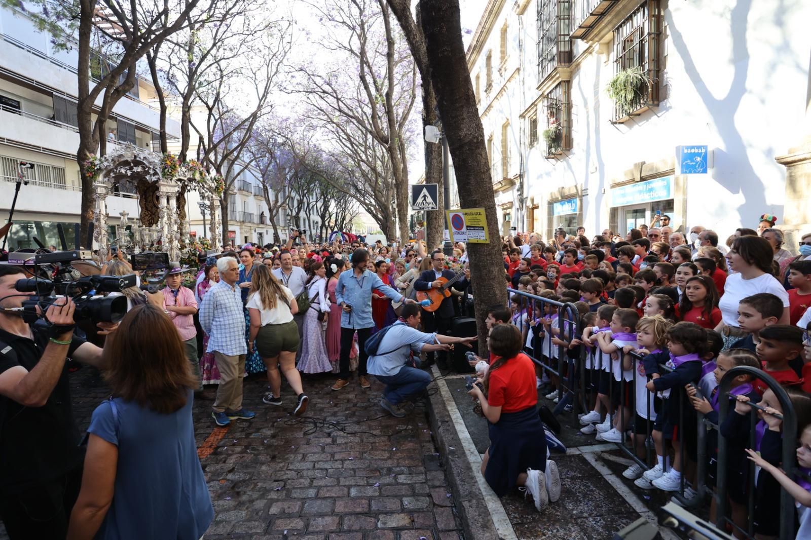 La salida de la Hermandad del Rocío de Jerez, en imágenes