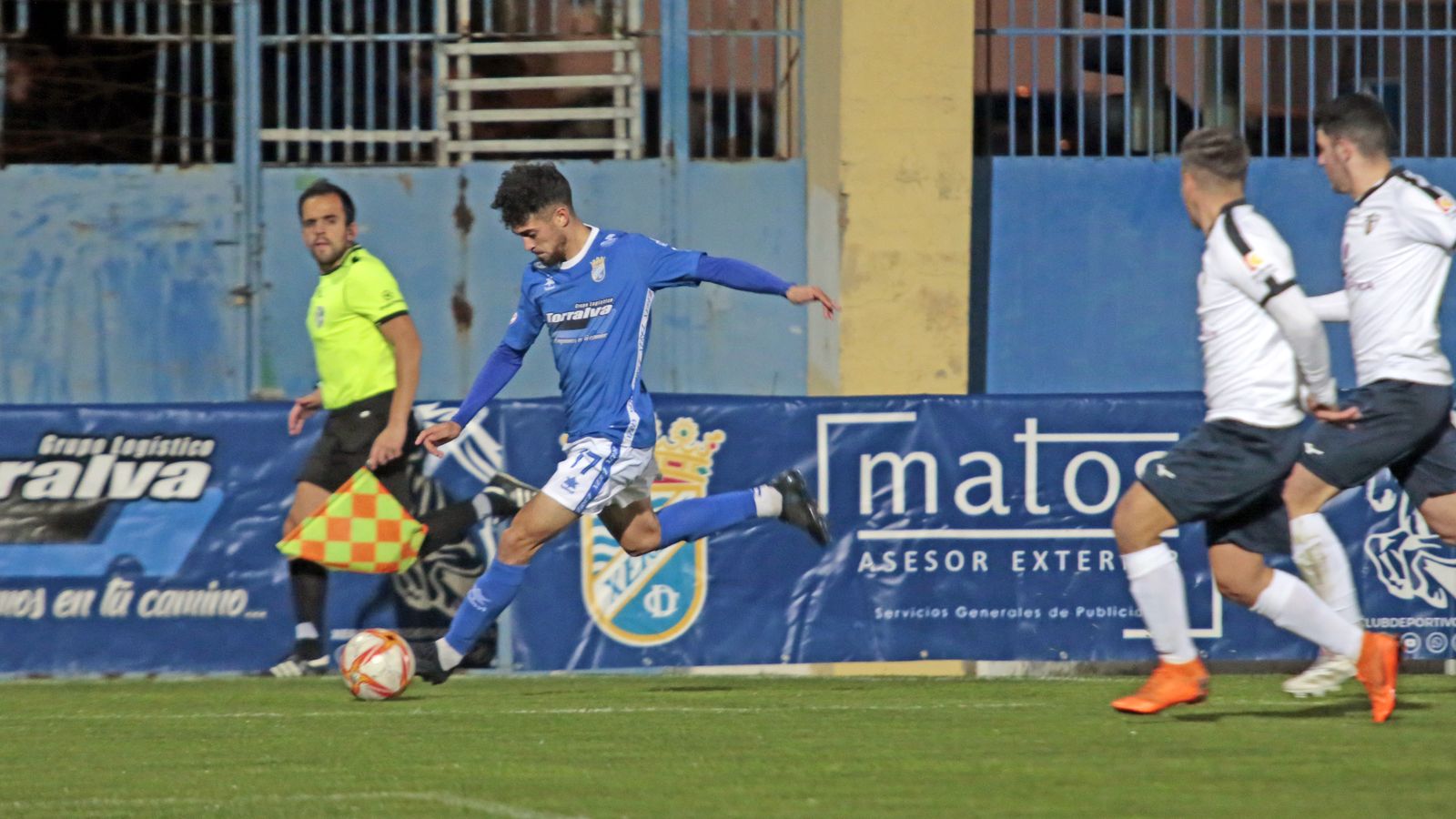 Imágenes del Xerez CD y CD Pozoblanco en el Pedro S. Garrido