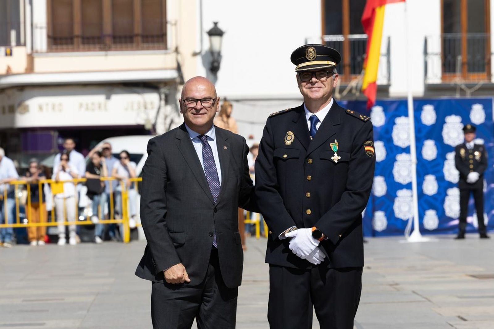 Acto por el día de la Policía Nacional, con motivo de la festividad los Santos Ángeles Custodios