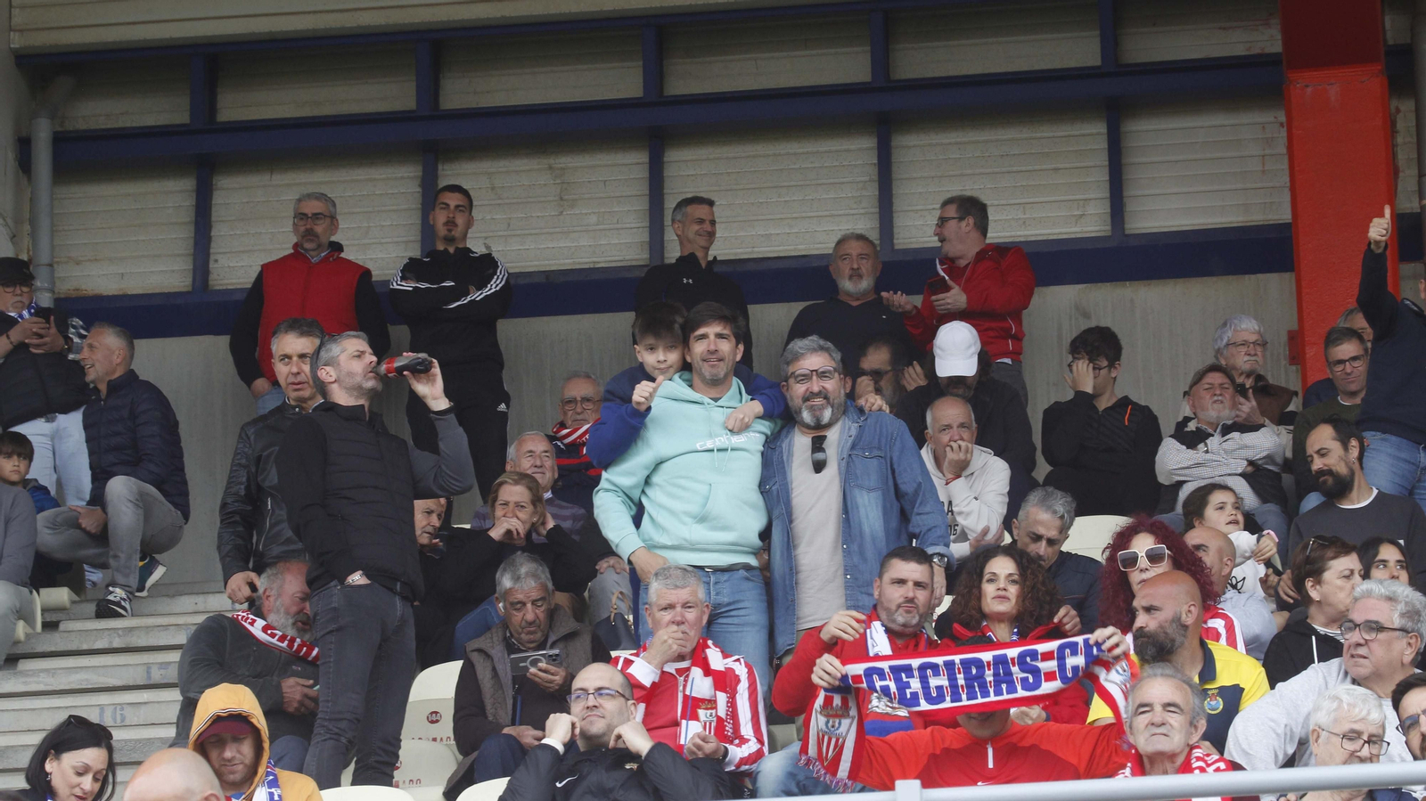 Búscate en el Algeciras CF  - Linares de Primera Federación