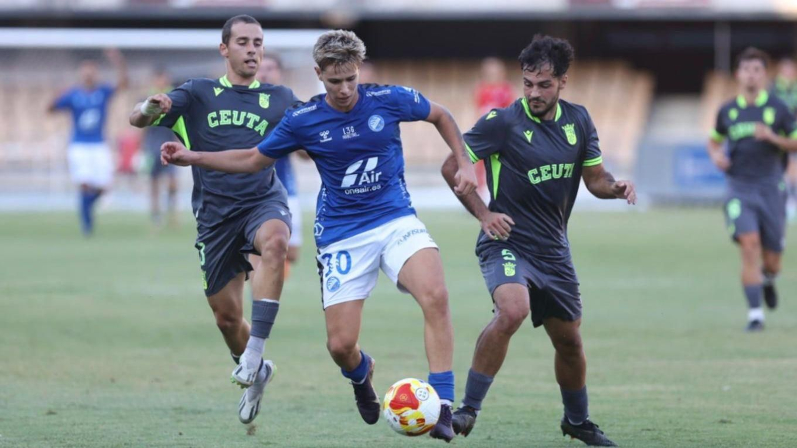 El juvenil Domi, que fue titular, firmó el segundo gol de los xerecistas.
