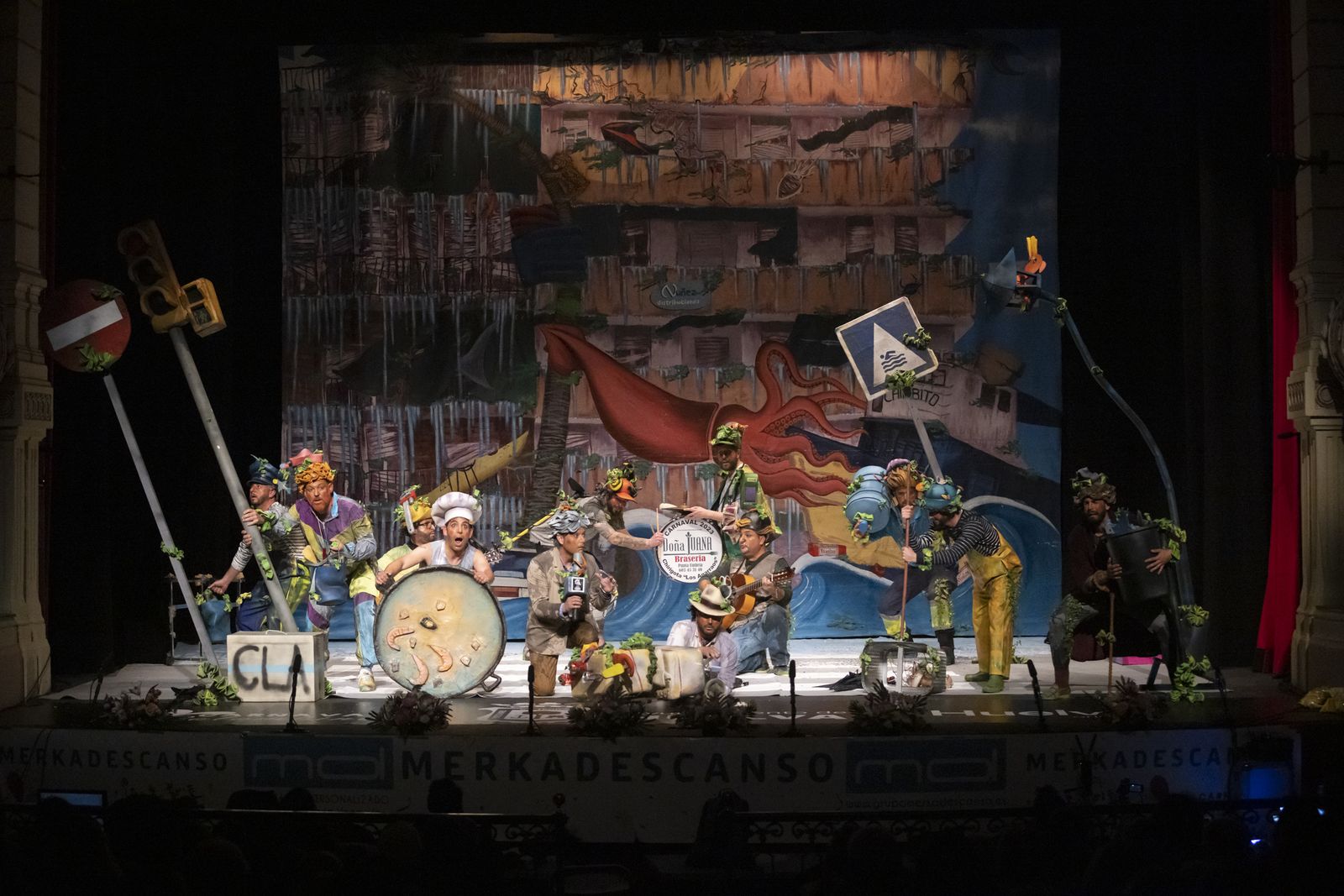 La tercera jornada de semifinales del Carnaval de Huelva, en imágenes