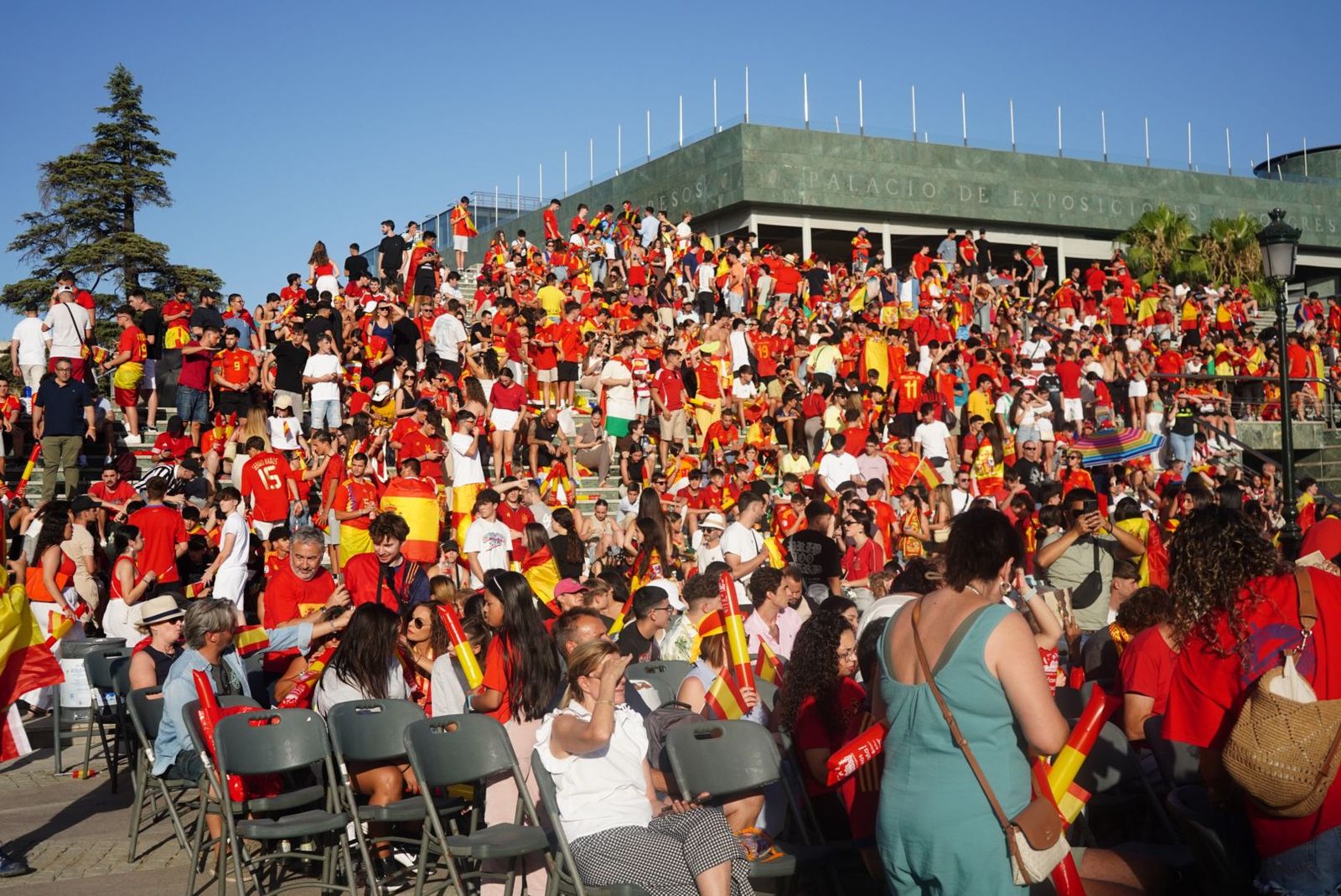 Así se vive en las calles de Granada la final de la Eurocopa