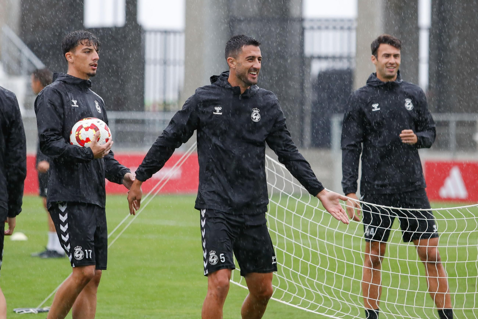 Las fotos del primer entrenamiento de Javi Moreno al frente de la Balona en La Línea