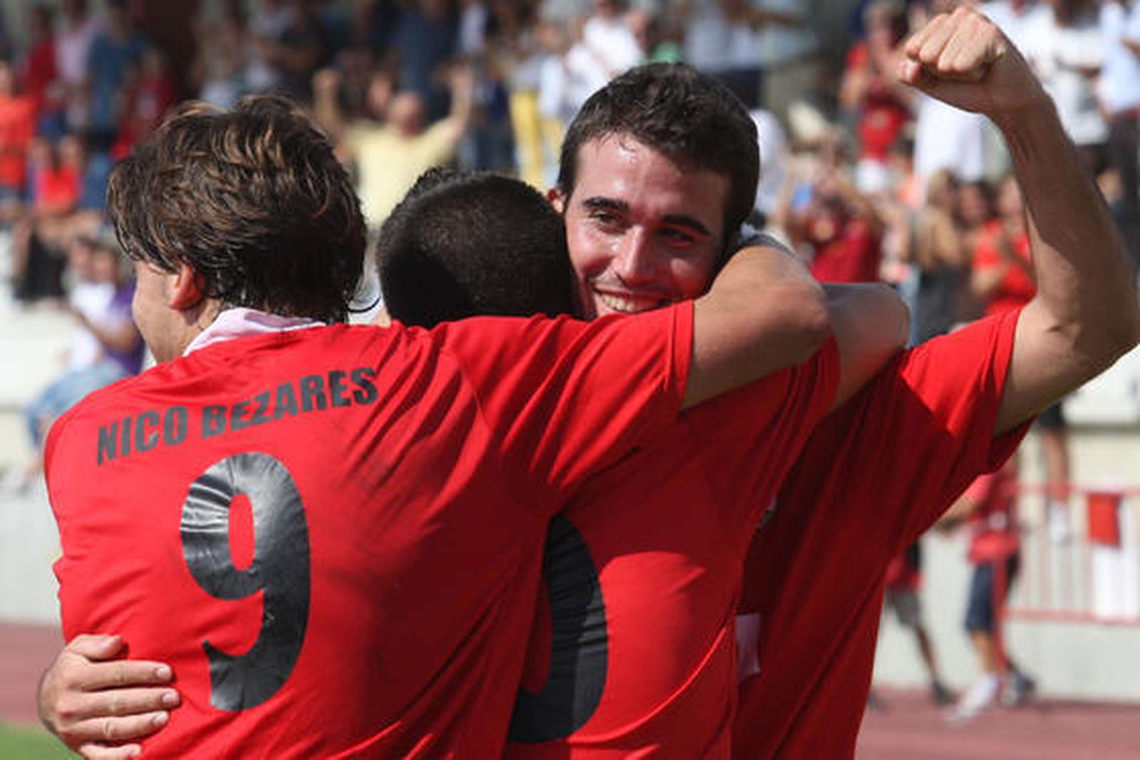 Tras la victoria en el partido 2-0, el San Roque consigue situarse en la zona cálida de la clasificación    Foto: Paco Guerrero