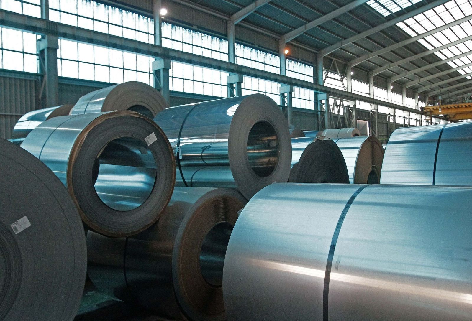 Bobinas de acero en Acerinox Europa, en Los Barrios