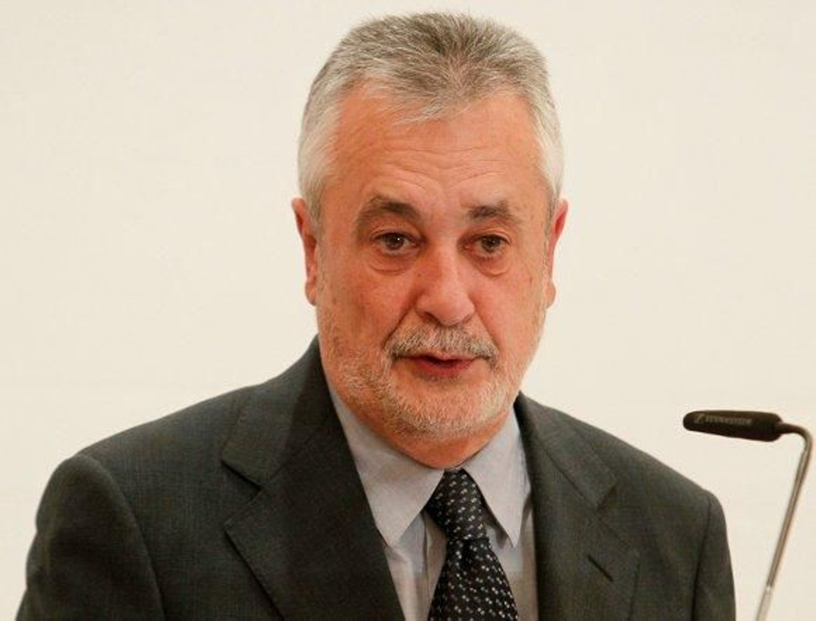 Griñán: "No habrá adelanto electoral en Andalucía porque aún queda mucho por hacer"