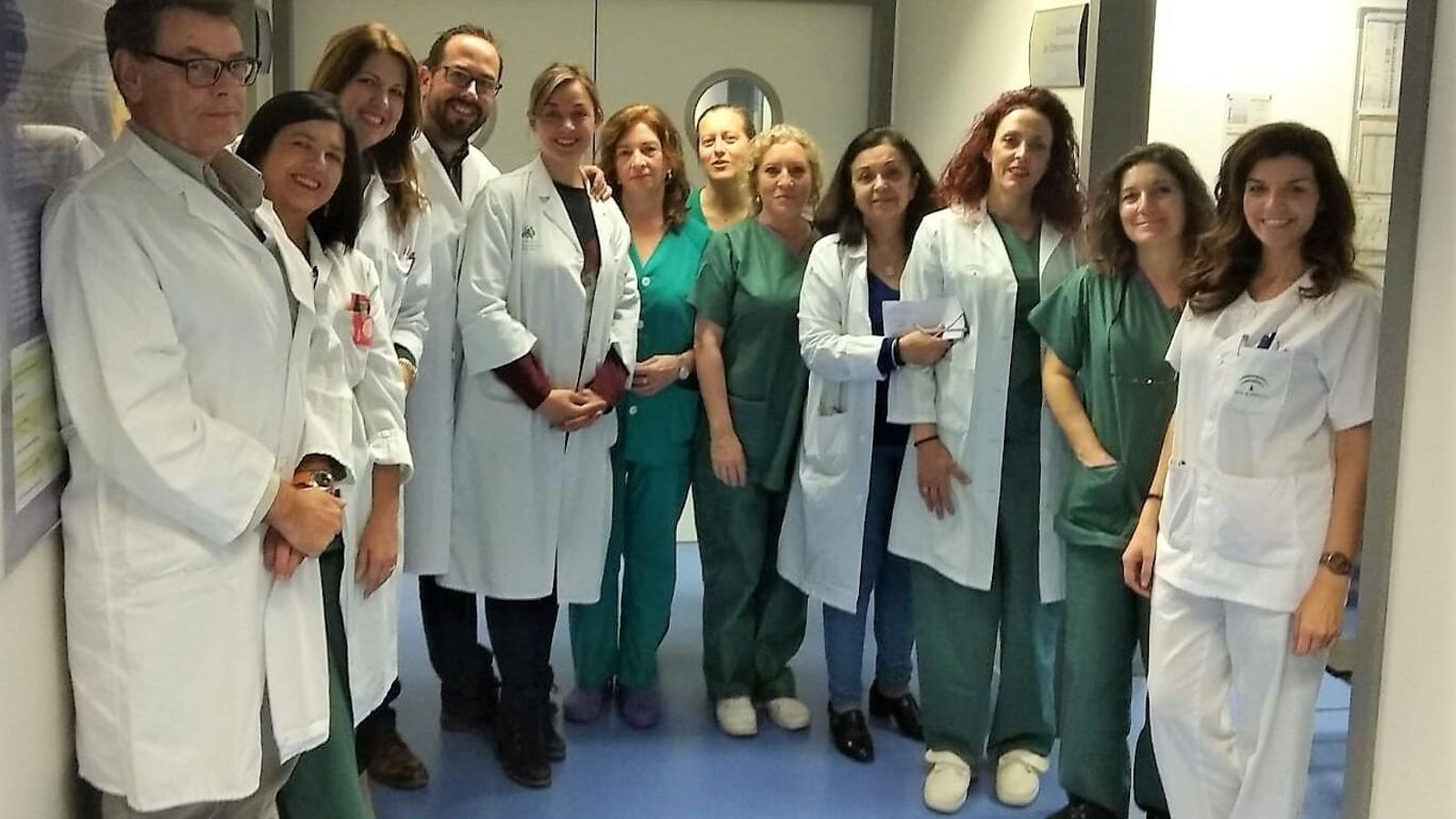 Equipo de profesionales de la Unidad de Técnicas Avanzadas de Reproducción Humana del Juan Ramón.