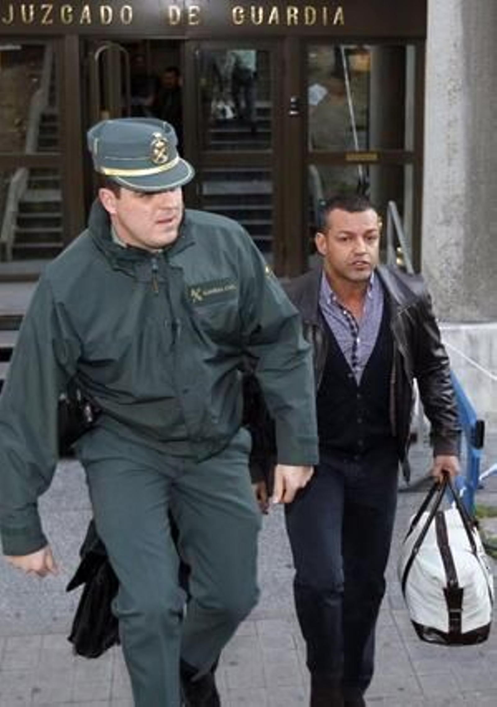 Miguel Ángel Flores, en libertad tras abonar una fianza de 200.000 euros