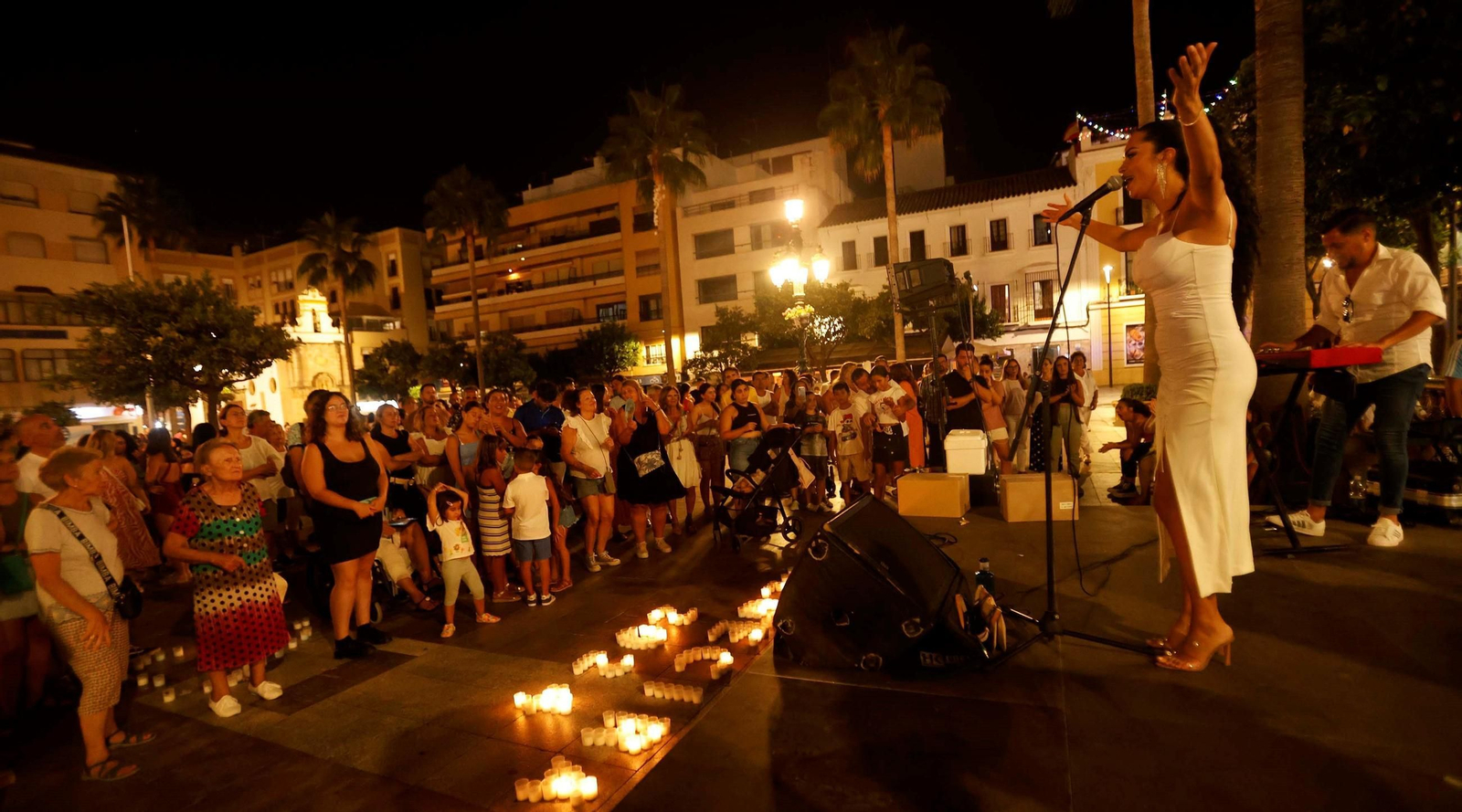 Una de las actuaciones en la Noche de las Velas 2024 en Algeciras.