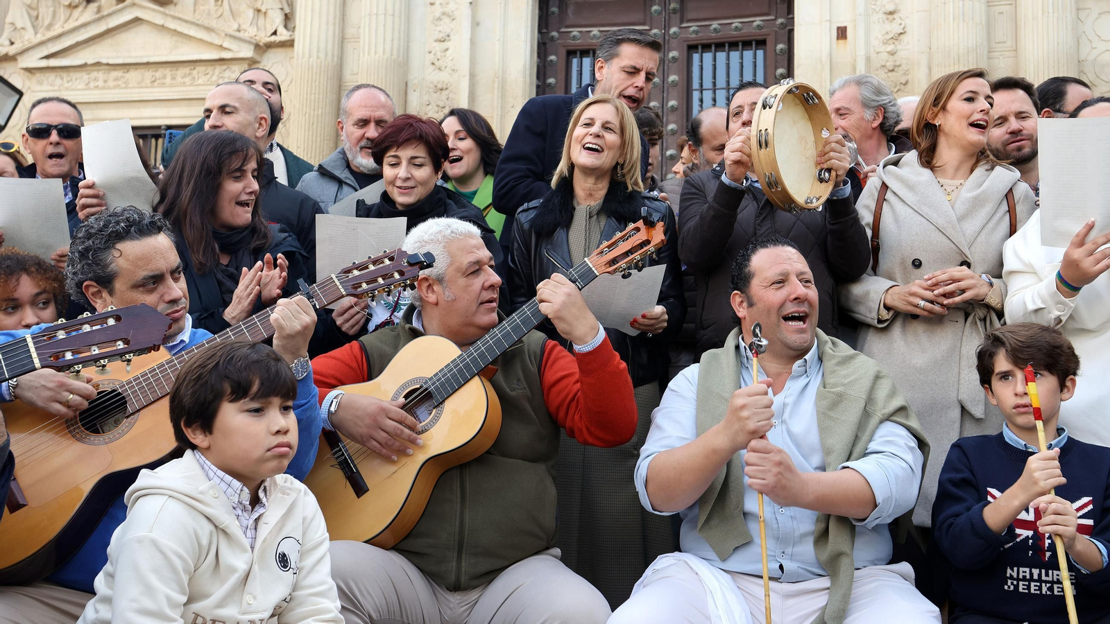 Imágenes de la zambomba BIC en Jerez