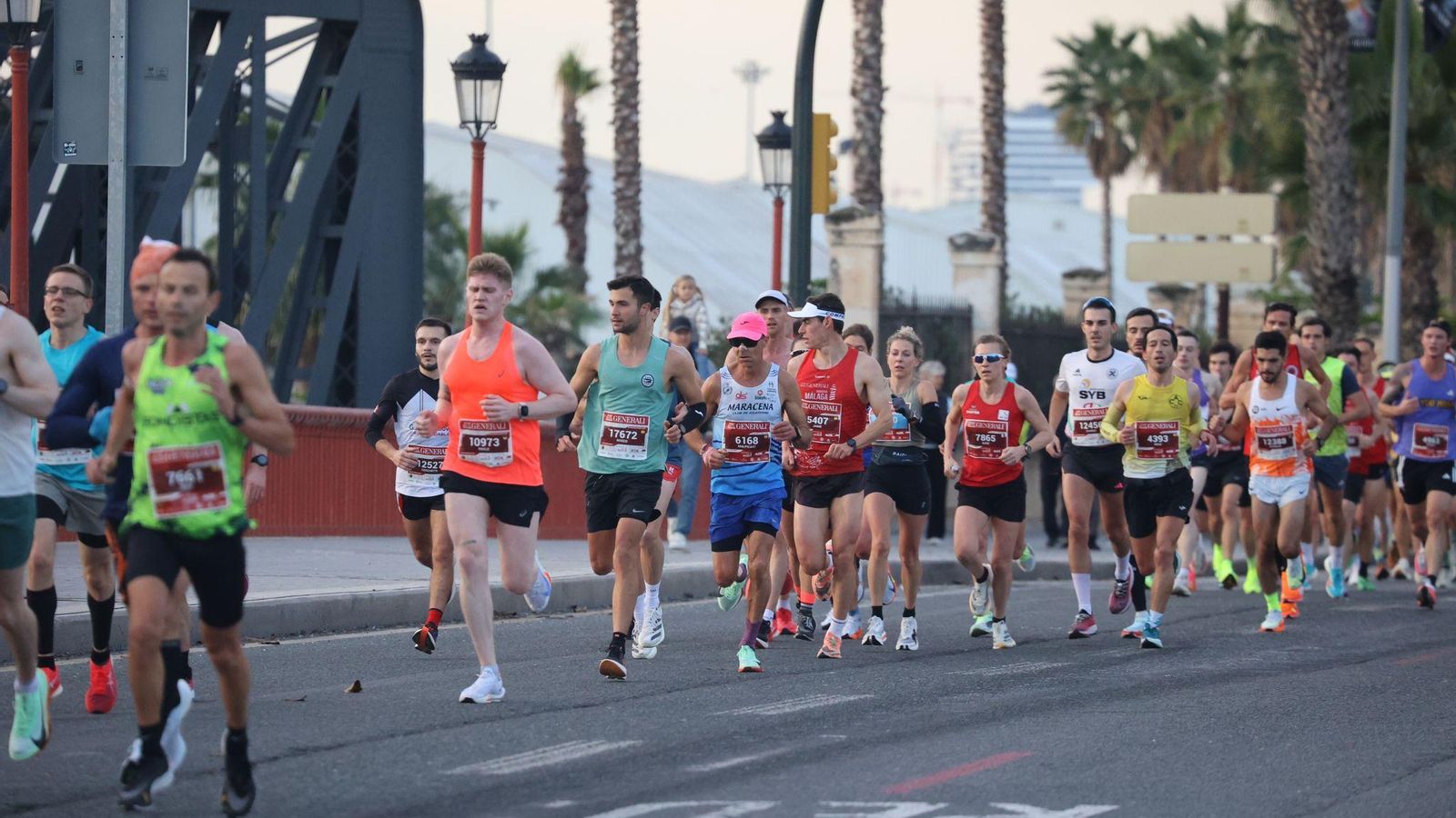 Las mejores fotos de la Maratón de Málaga 2024
