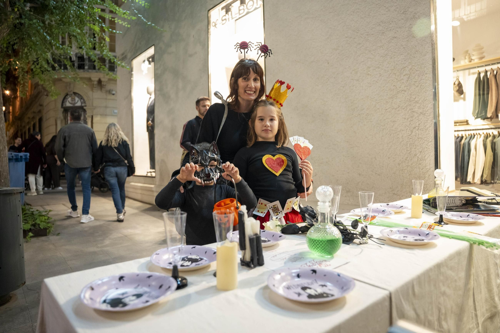 Las mejores imágenes de la noche en negro de Almería