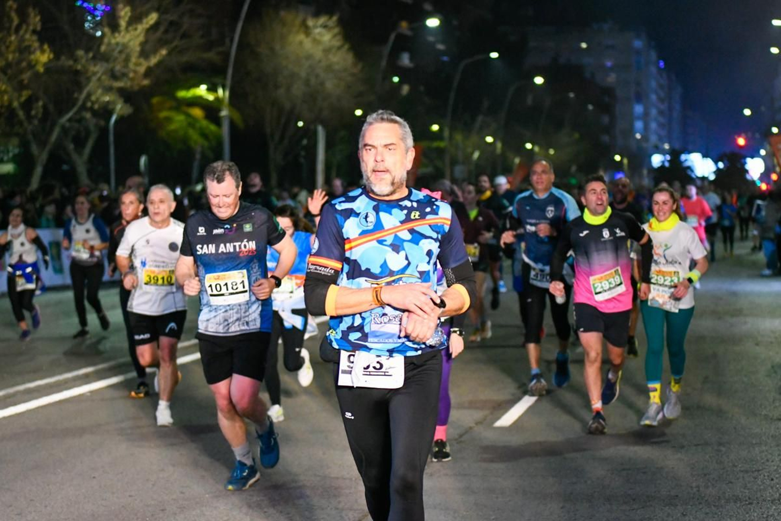 En imágenes: búscate en tu llegada a meta de la Carrera de San Antón 2025 (9)