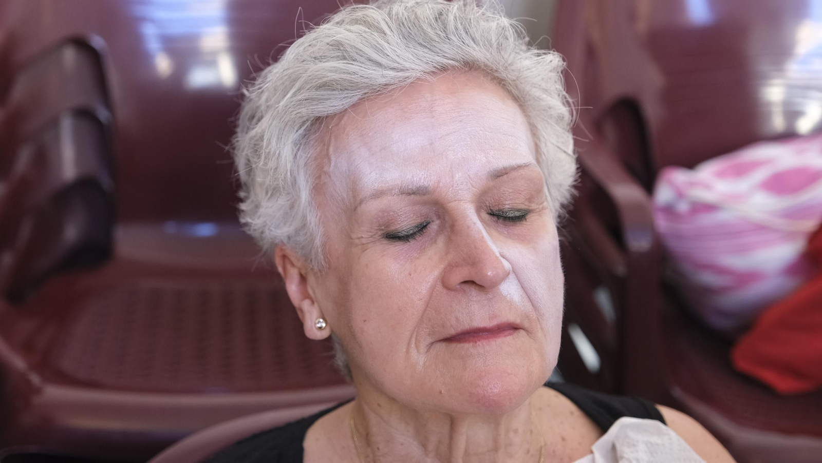 Maquillaje de los alumnos de la academia musical de Vélez Blanco para la ópera, en imágenes