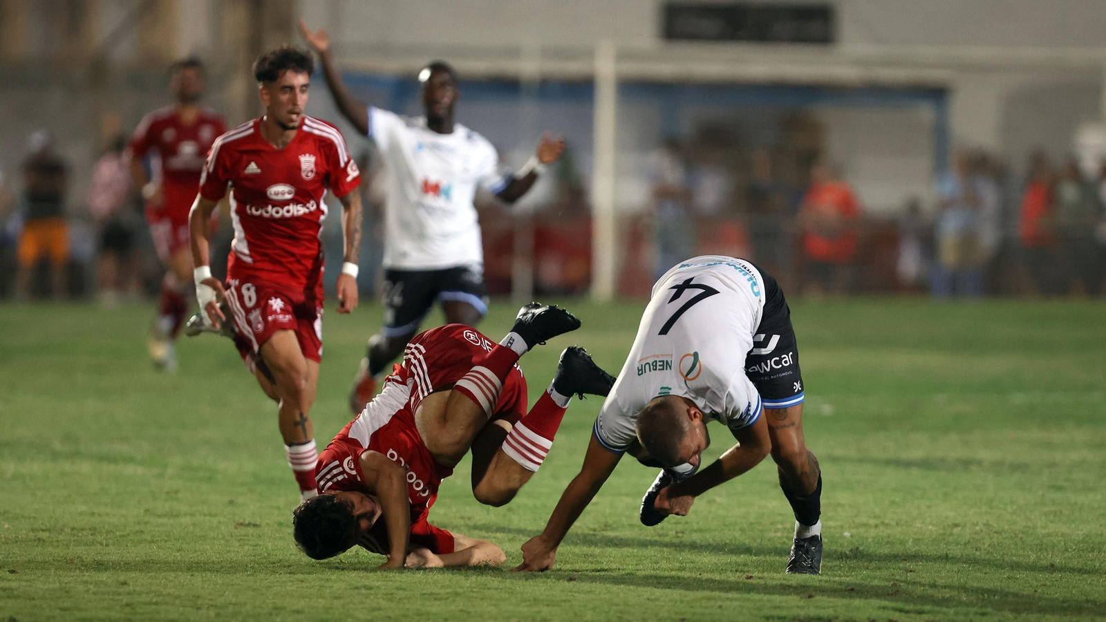 Imágenes del Trofeo Pedro Garrido entre el Jerez Industrial y el Xerez CD