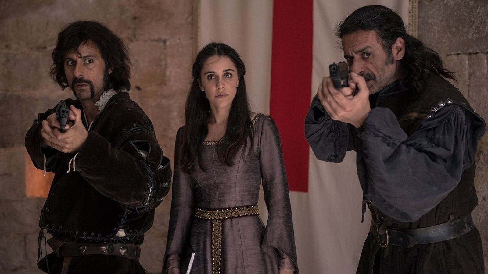 Macarena García, Lola, protagonista femenina del actual trío de 'El Ministerio' con Hugo Silva y Nacho Fresneda.