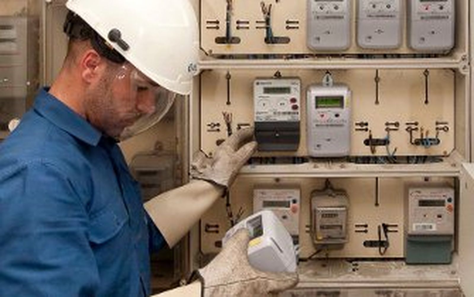 Unas 10.400 familias jerezanas se acogen al bono social de Endesa