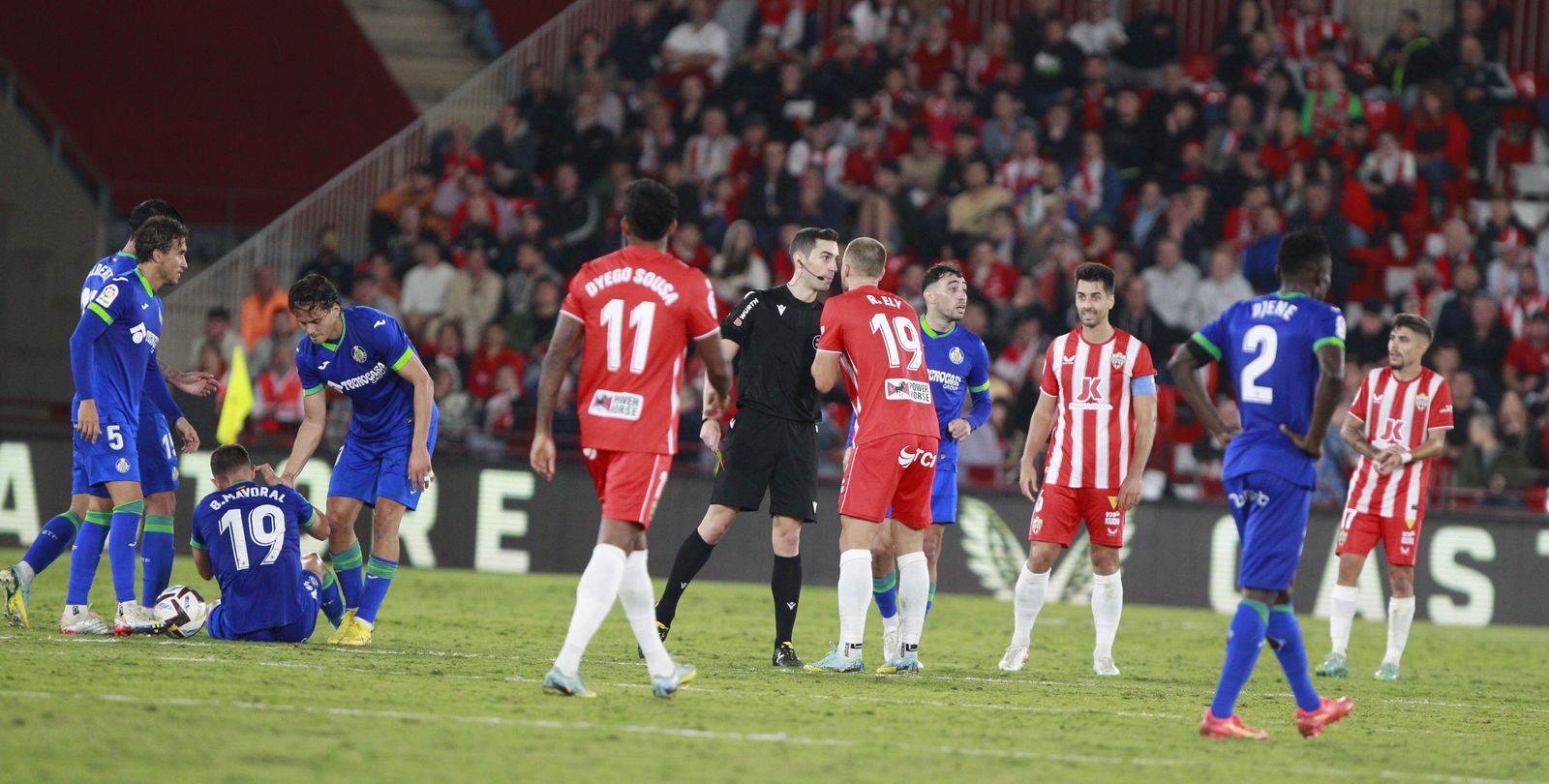 Imágenes del partido de fútbol U.D. Almería-Getafe C.F.