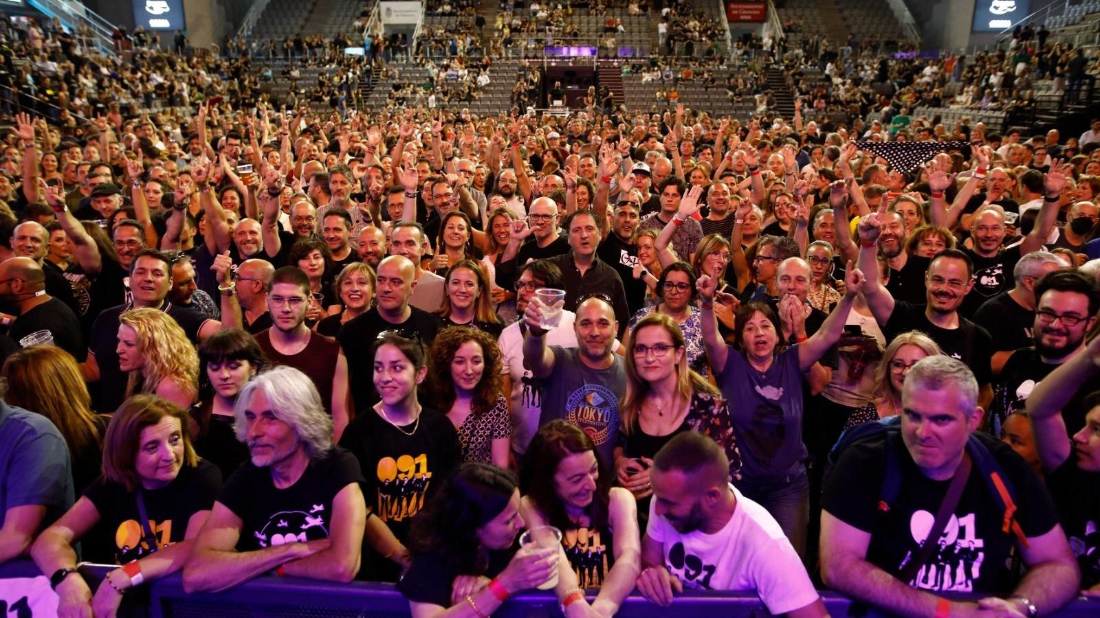 El público entregado durante el concierto