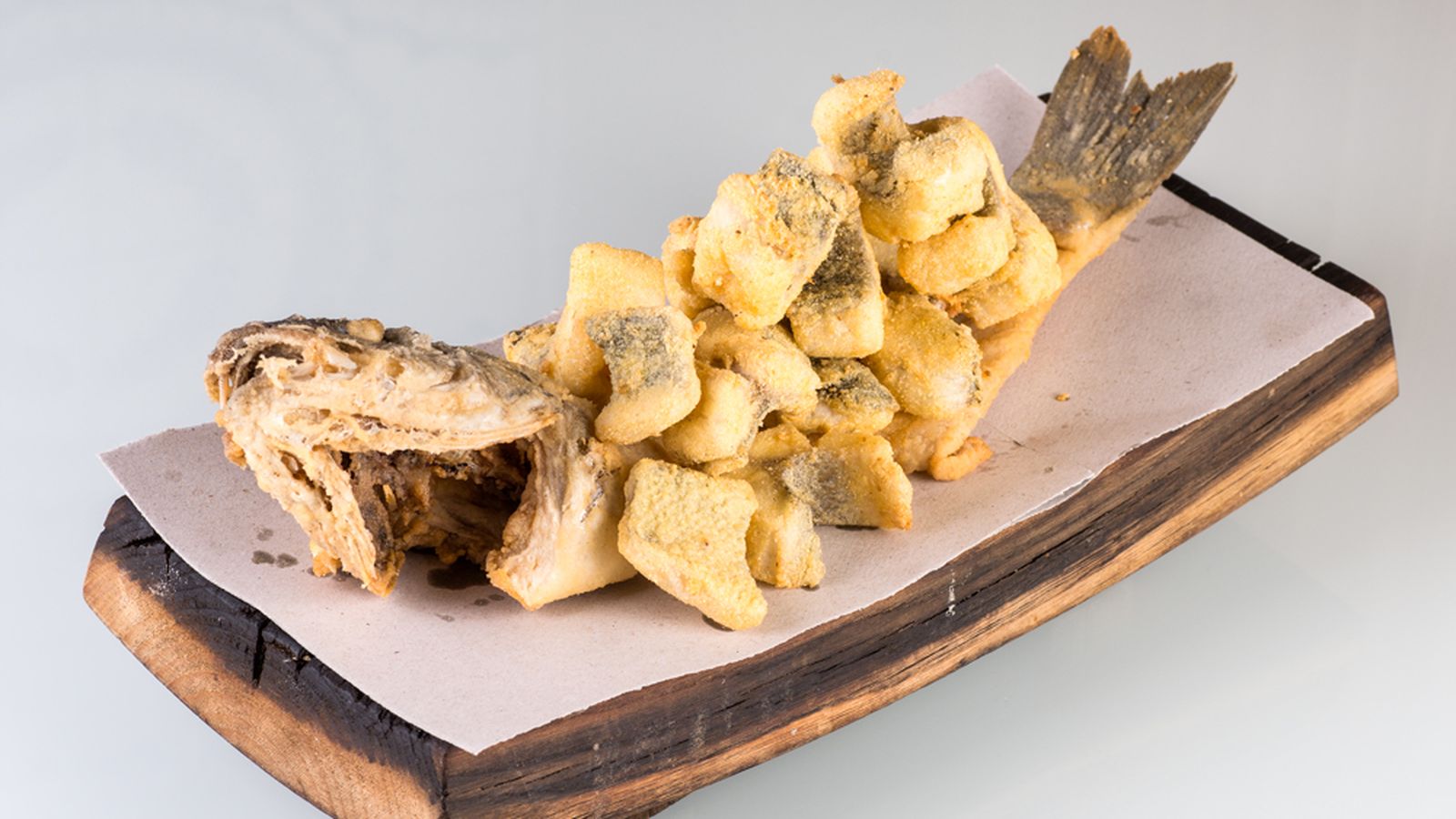 Pescado frito de roca en Tradevo