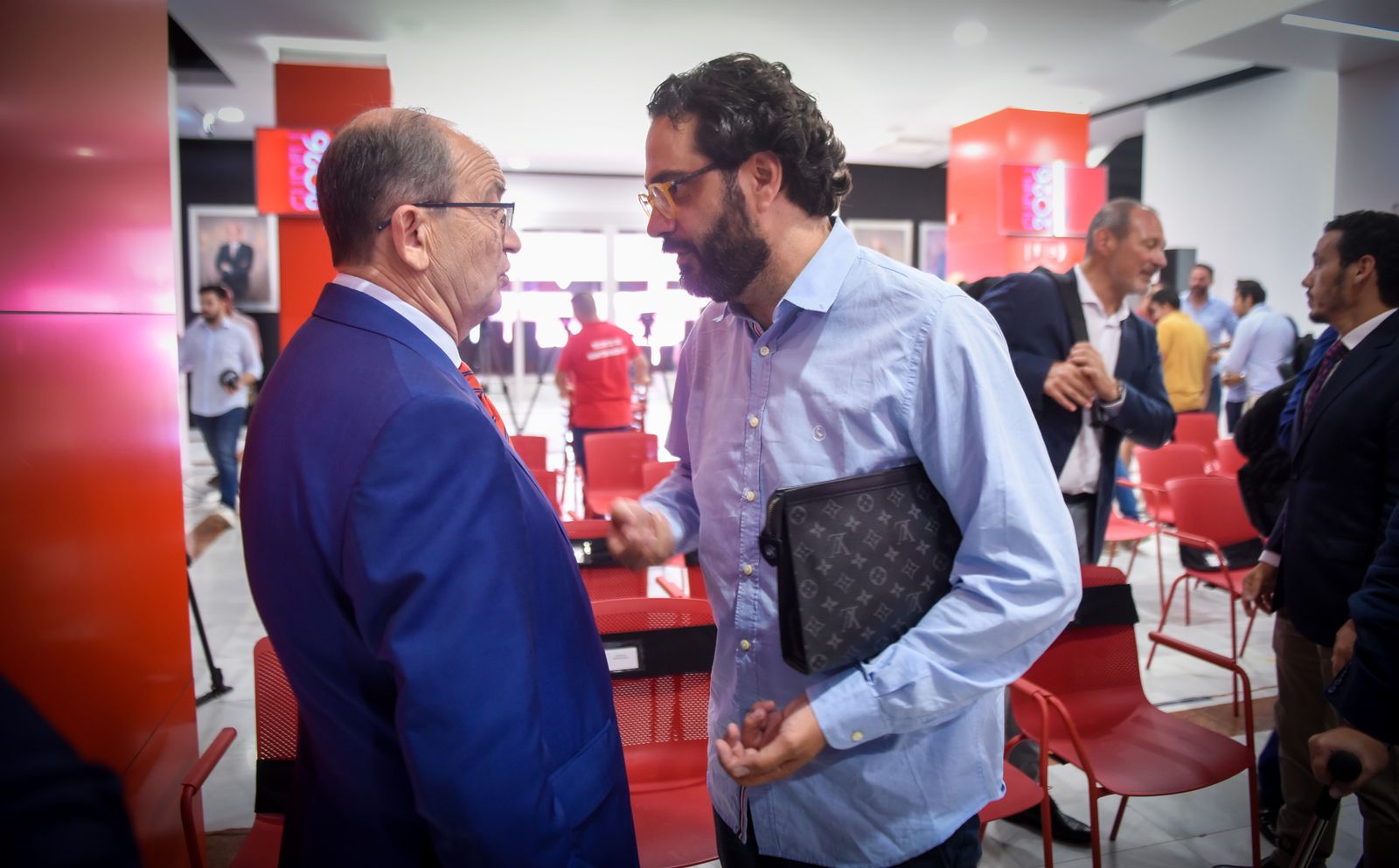 Las imágenes del acto para anunciar la renovacón de Gudelj