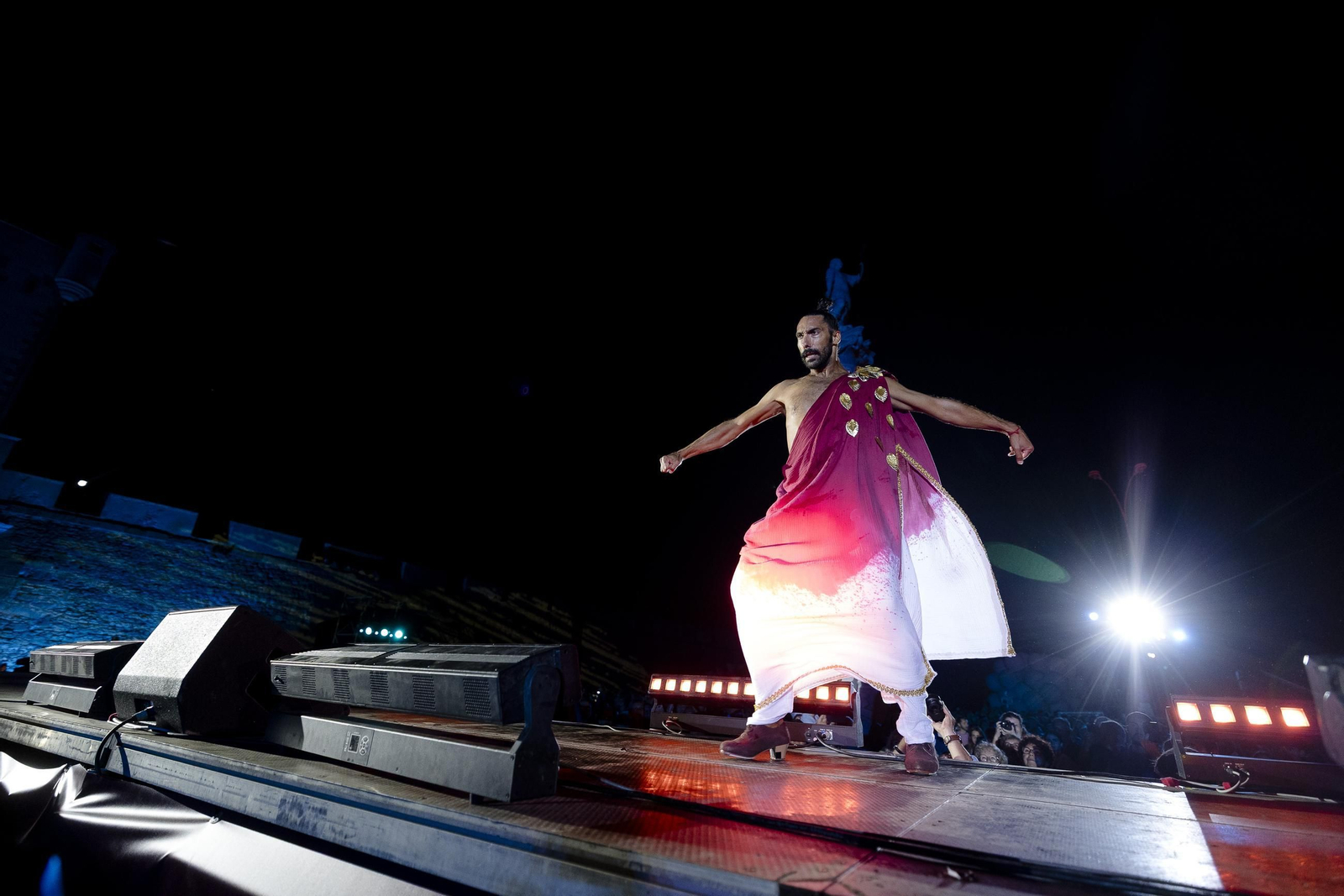 Las imágenes de "Foedus, Gaditanorum", el espectáculo de clausura del festival Cádiz Romana en las Puertas de Tierra