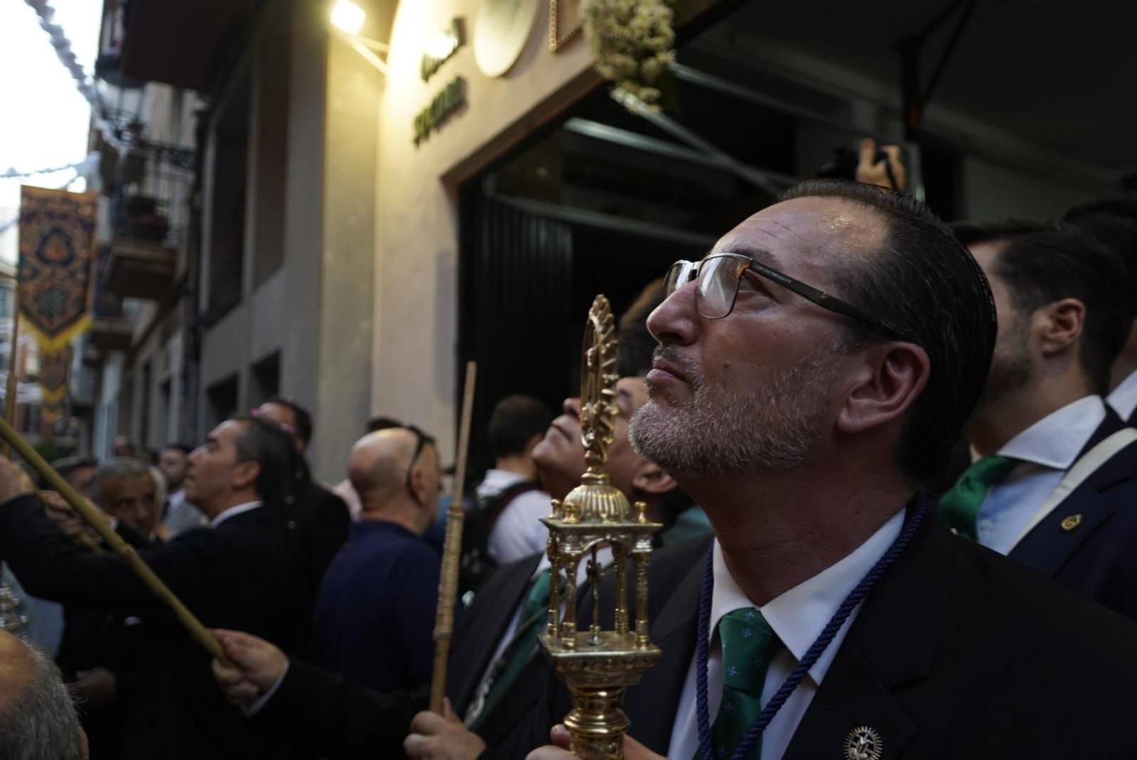 Imágenes de la procesión extraordinaria de la Virgen de la Esperanza por las calles de Huelva