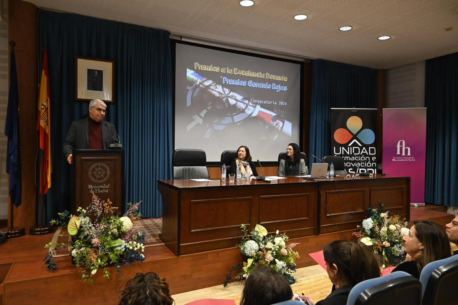 Premios a la Excelencia Docente 2024 y los Premios 'Gerardo Rojas' de Proyectos de Intercambio entre Empresas e Instituciones, en imágenes