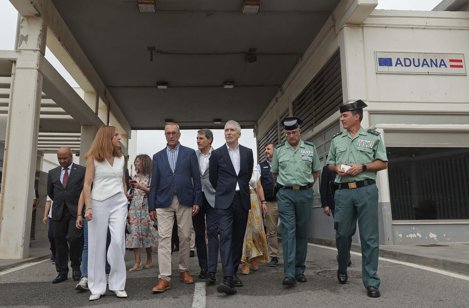 Fotos de la visita de Grande - Marlaska al dispositivo de la OPE en el Puerto de Tarifa